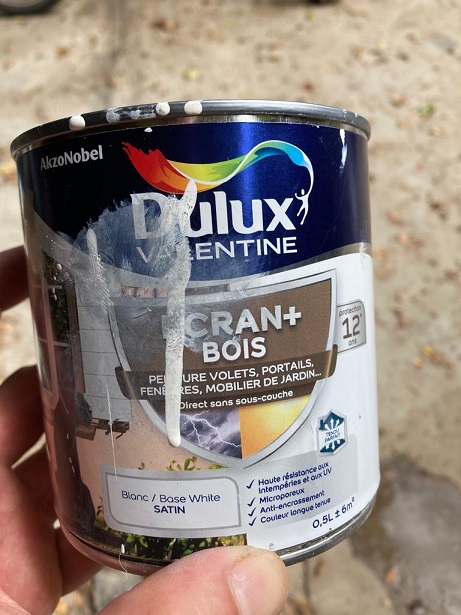 Dulux.jpg